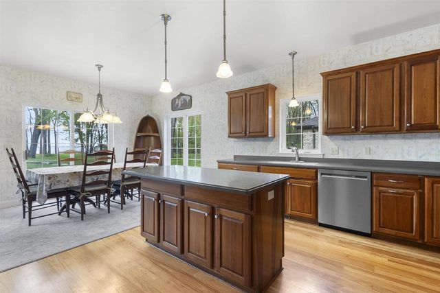 5100 STREICH LANE, Oshkosh, WI 54902