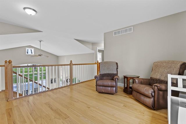 5100 STREICH LANE, Oshkosh, WI 54902