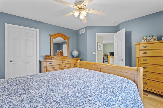 5100 STREICH LANE, Oshkosh, WI 54902