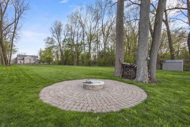 5100 STREICH LANE, Oshkosh, WI 54902