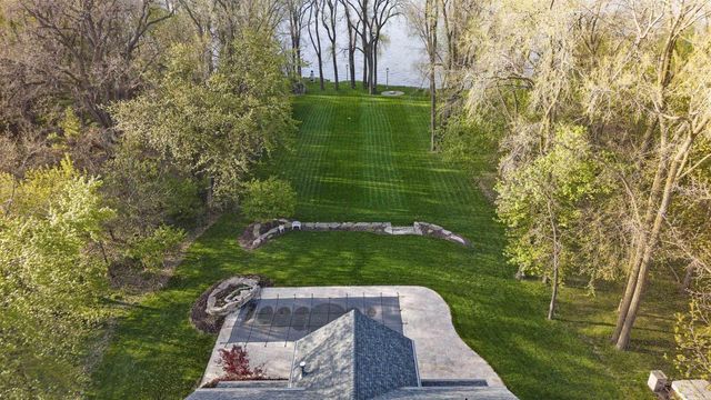 5100 STREICH LANE, Oshkosh, WI 54902
