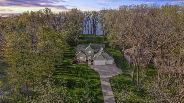 5100 STREICH LANE, Oshkosh, WI 54902