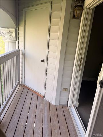 7409 Triwoods Drive I, St Louis, MO 63119