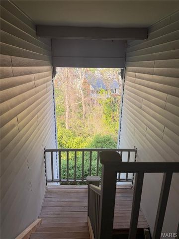 7409 Triwoods Drive I, St Louis, MO 63119