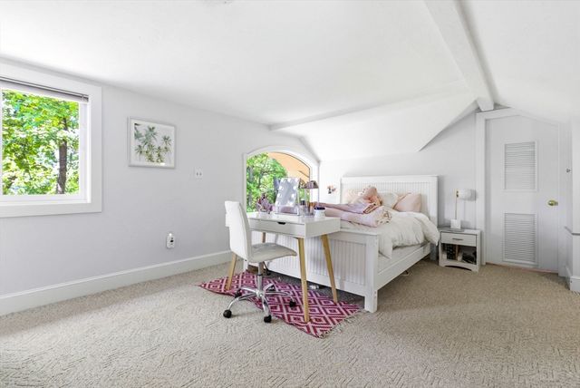 501 Canton St, Westwood, MA 02090