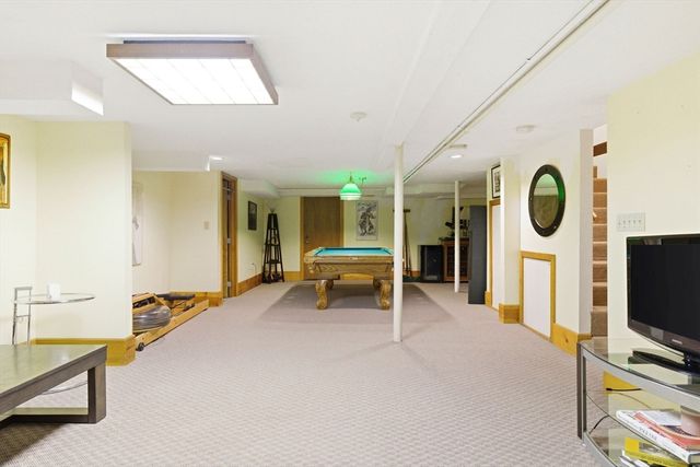 501 Canton St, Westwood, MA 02090
