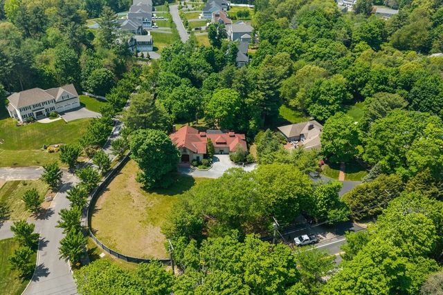 501 Canton St, Westwood, MA 02090