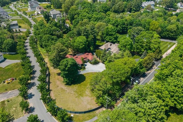 501 Canton St, Westwood, MA 02090