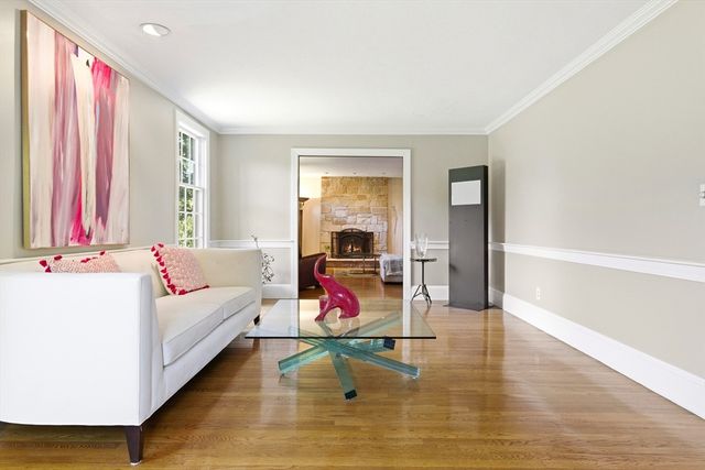 501 Canton St, Westwood, MA 02090