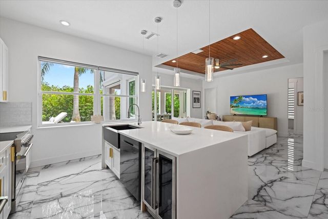 811 30TH COURT E, Bradenton, FL 34208