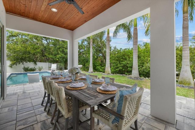 811 30TH COURT E, Bradenton, FL 34208