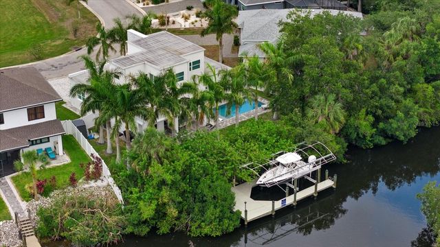811 30TH COURT E, Bradenton, FL 34208