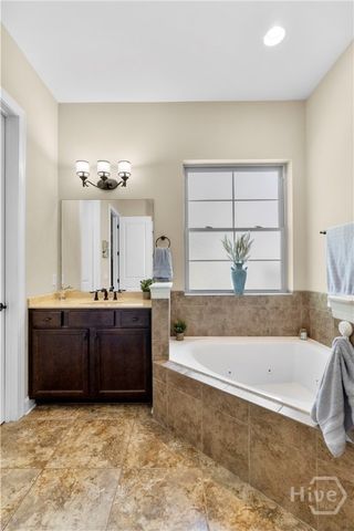 175 Long Creek Lane, Richmond Hill, GA 31324