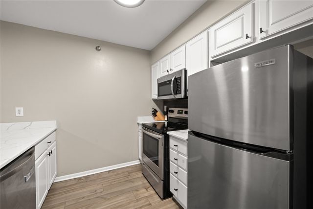 6440 Ep True Parkway 1108, West Des Moines, IA 50266