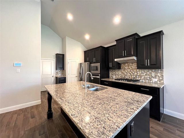 273 Mineral Point Drive, Aledo, TX 76008