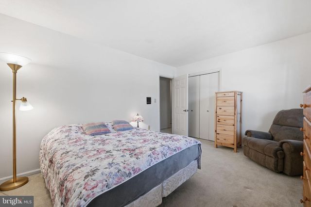 11844 DINWIDDIE DR, Rockville, MD 20852