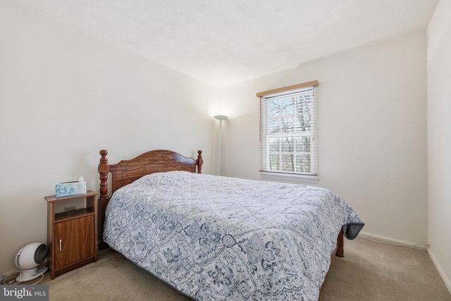 11844 DINWIDDIE DR, Rockville, MD 20852