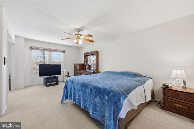 11844 DINWIDDIE DR, Rockville, MD 20852