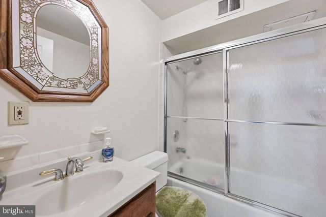 11844 DINWIDDIE DR, Rockville, MD 20852