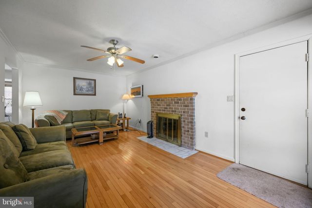 11844 DINWIDDIE DR, Rockville, MD 20852