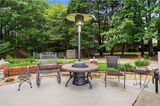 160 Carmel Ridge Road, Canton, GA 30114