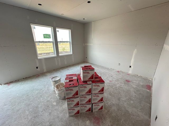 8507 5th St, Greeley, CO 80634