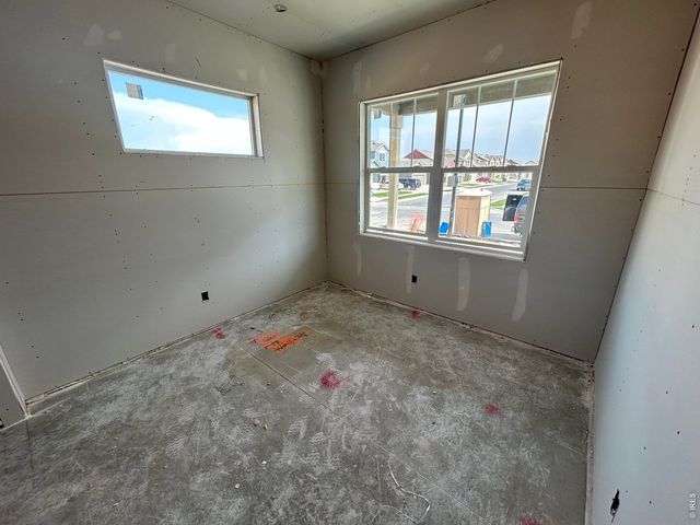 8507 5th St, Greeley, CO 80634