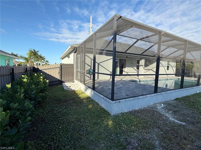 4627 Agualinda BLVD, Cape Coral, FL 33914