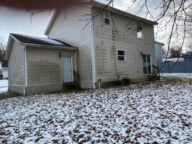 515 Flamos Circle NE, Canton, OH 44704