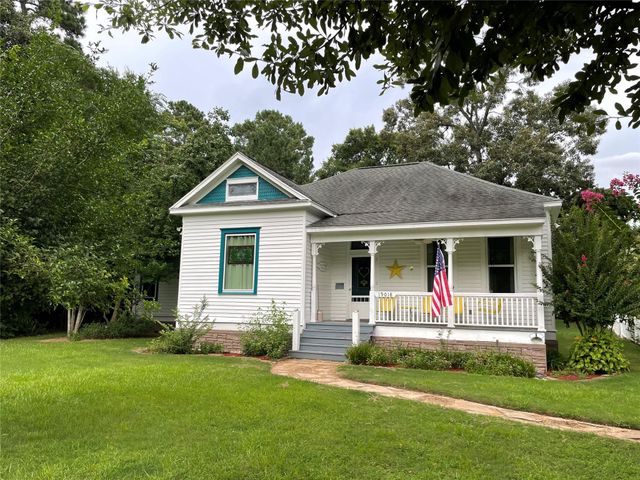 19018 Veterans Road, Magnolia, TX 77355