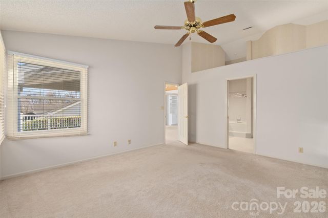 100 Meadowind Court, Waynesville, NC 28786