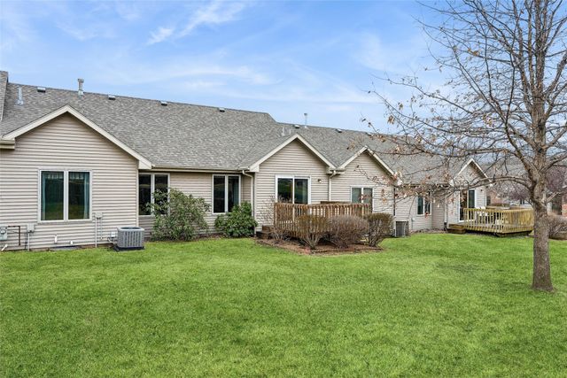 400 S 8th Court 16, Indianola, IA 50125