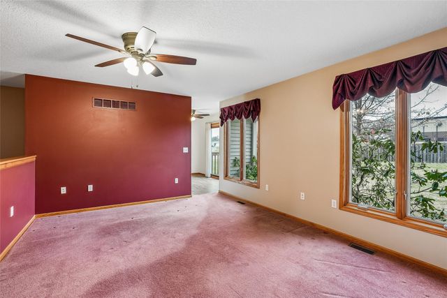 400 S 8th Court 16, Indianola, IA 50125