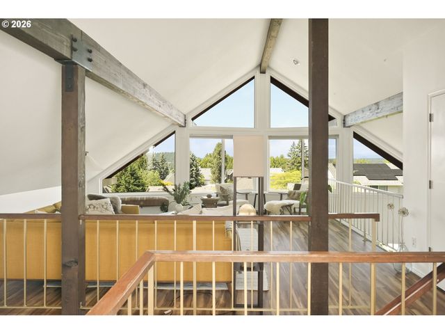11543 Se FLAVEL St, Portland, OR 97266
