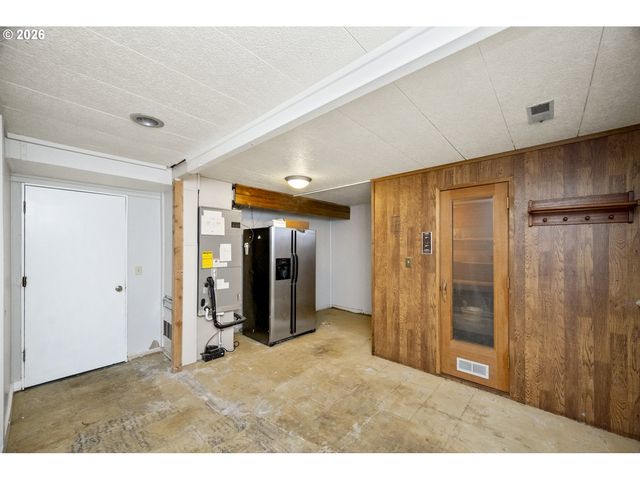 11543 Se FLAVEL St, Portland, OR 97266