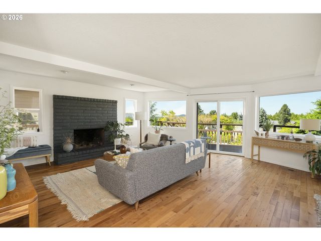 11543 Se FLAVEL St, Portland, OR 97266