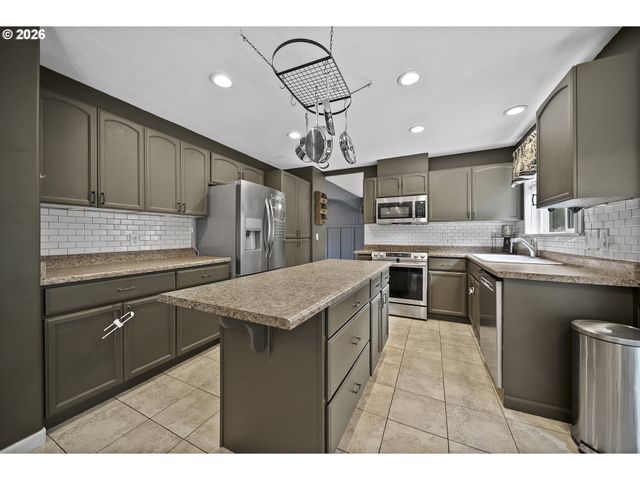 4505 Se 33RD Ct, Gresham, OR 97080