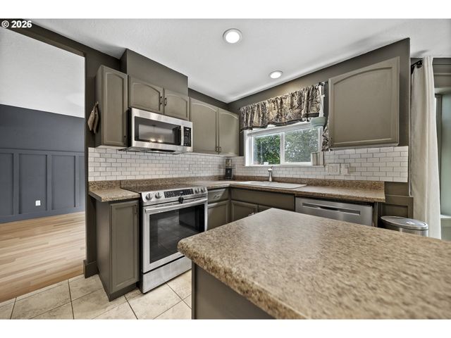 4505 Se 33RD Ct, Gresham, OR 97080