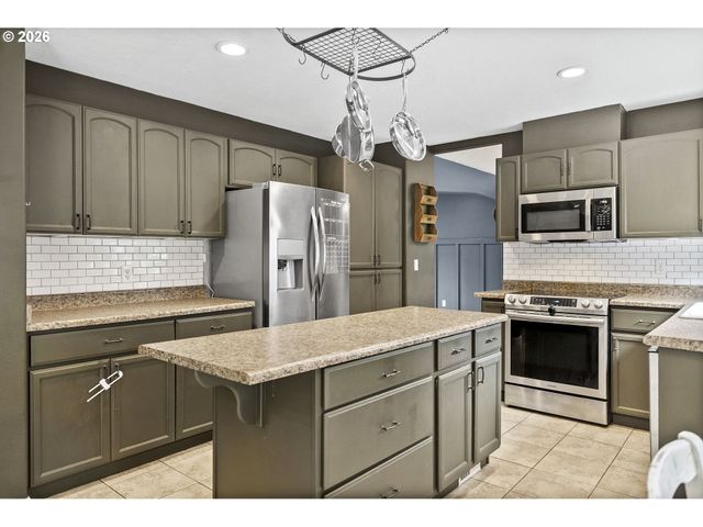 4505 Se 33RD Ct, Gresham, OR 97080