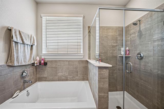 3615 Zilker Ln, Texas City, TX 77591