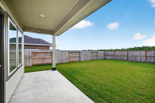 3615 Zilker Ln, Texas City, TX 77591