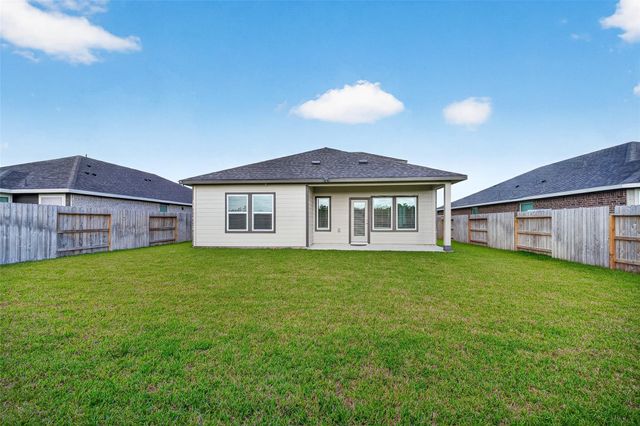 3615 Zilker Ln, Texas City, TX 77591