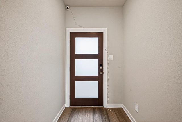 3615 Zilker Ln, Texas City, TX 77591