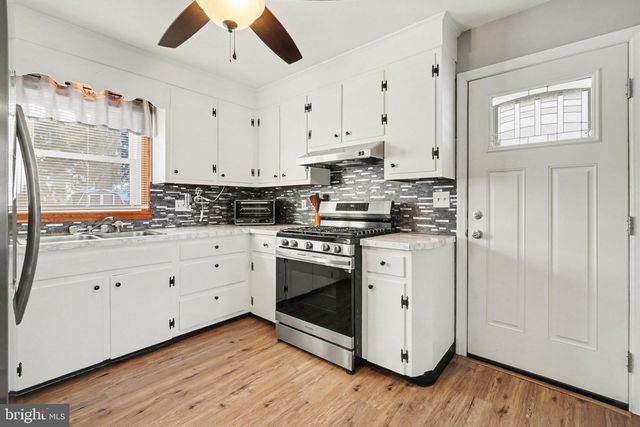 915 FORGE ROAD, Carlisle, PA 17015