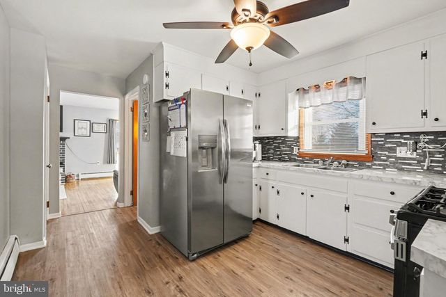 915 FORGE ROAD, Carlisle, PA 17015