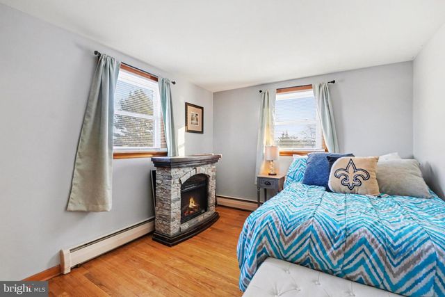 915 FORGE ROAD, Carlisle, PA 17015