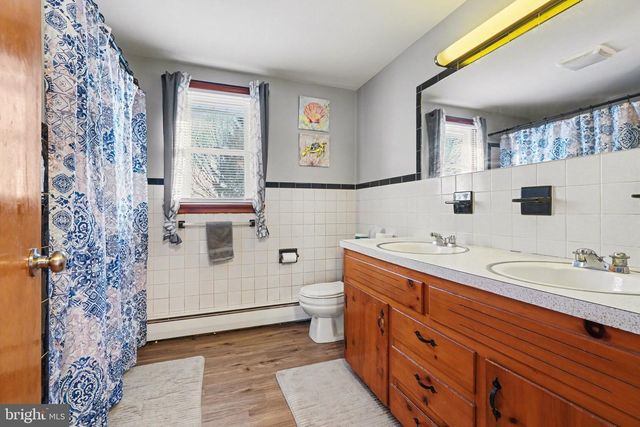 915 FORGE ROAD, Carlisle, PA 17015