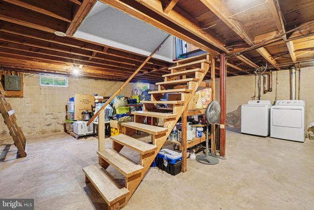 915 FORGE ROAD, Carlisle, PA 17015