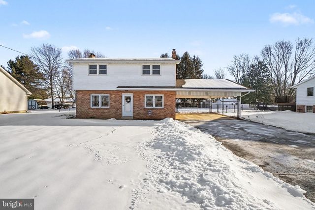 915 FORGE ROAD, Carlisle, PA 17015