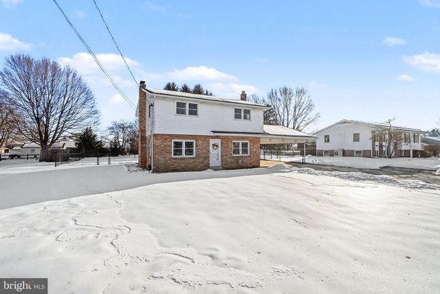 915 FORGE ROAD, Carlisle, PA 17015